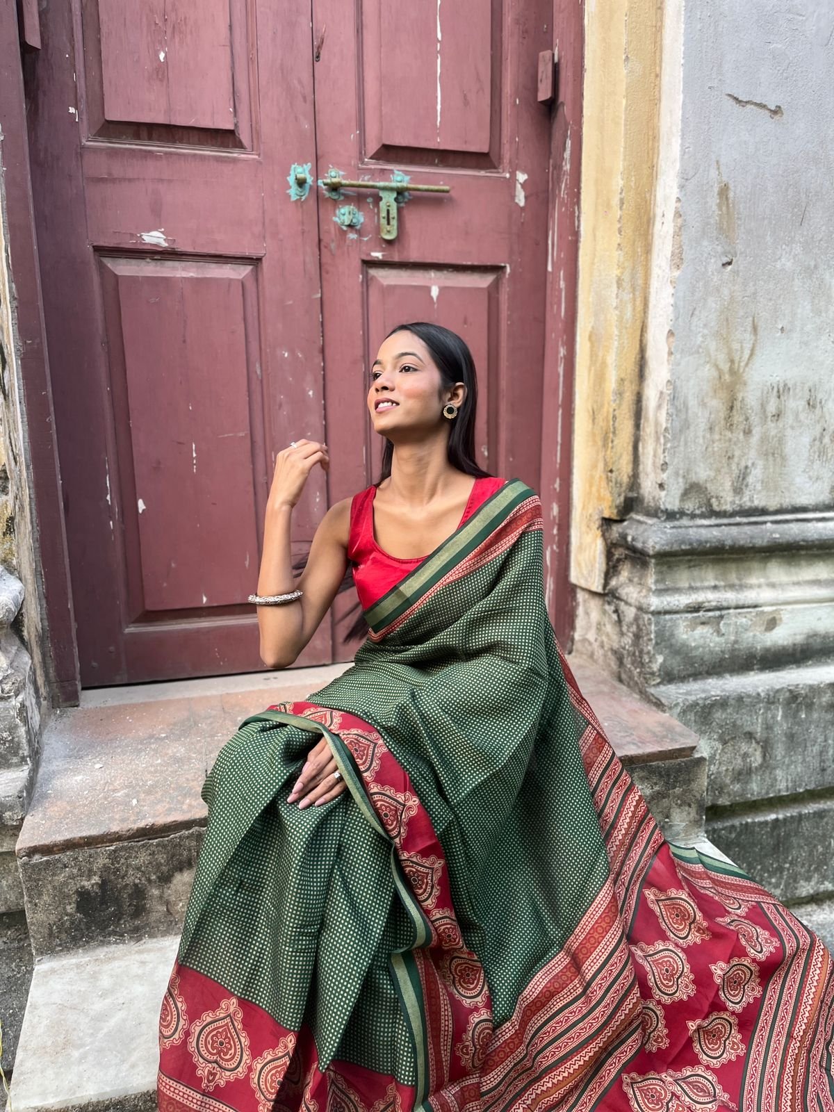 Green-Red Mul Cotton Checks Saree image 3